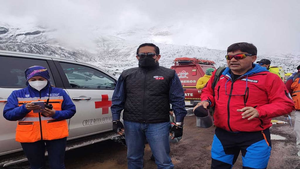 Four dead leave avalanches in Ecuador's Chimborazo snow region