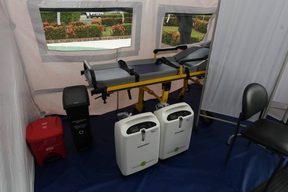Triage tent with oxygen therapy opened at Luis Vernaza Hospital to care for patients with symptoms of COVID-19 |  Society |  Guayaquil