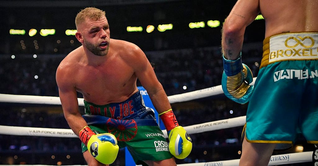 Why is Billy Joe Saunders considering quitting boxing after losing Canelo Alvarez