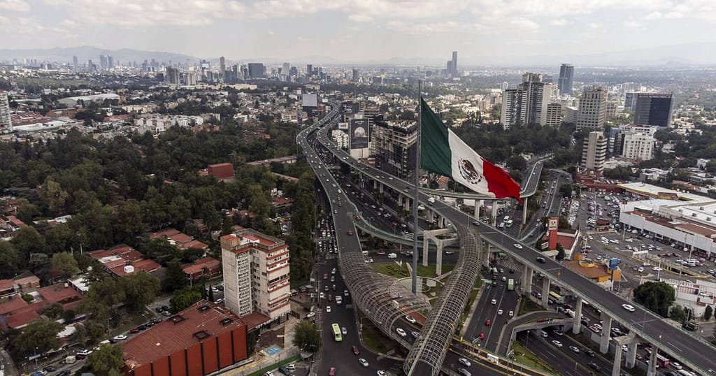 The Mexican economy warns of stable growth for the coming months, according to the OECD - El Financiero Index