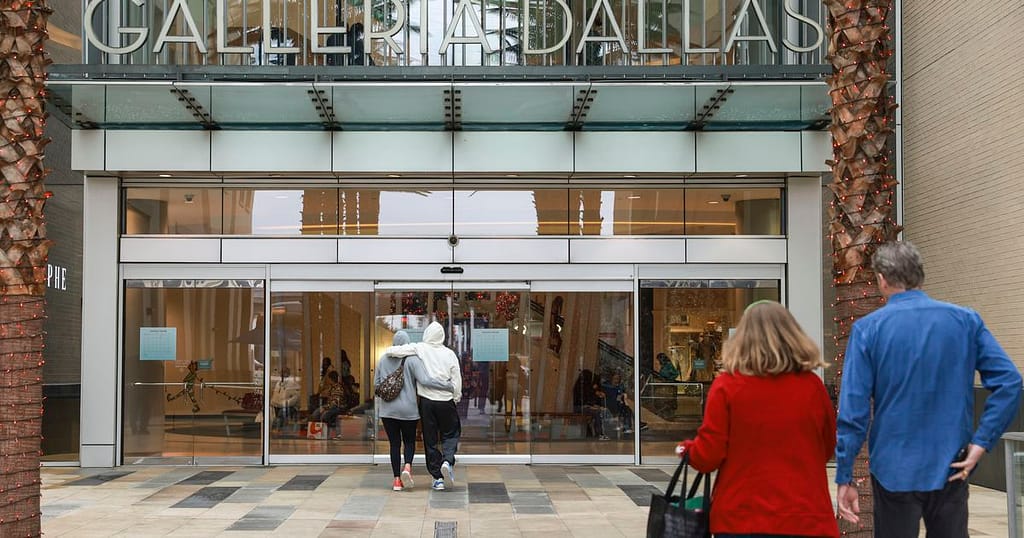 New stores are opening in Dallas, just in time for holiday shopping
