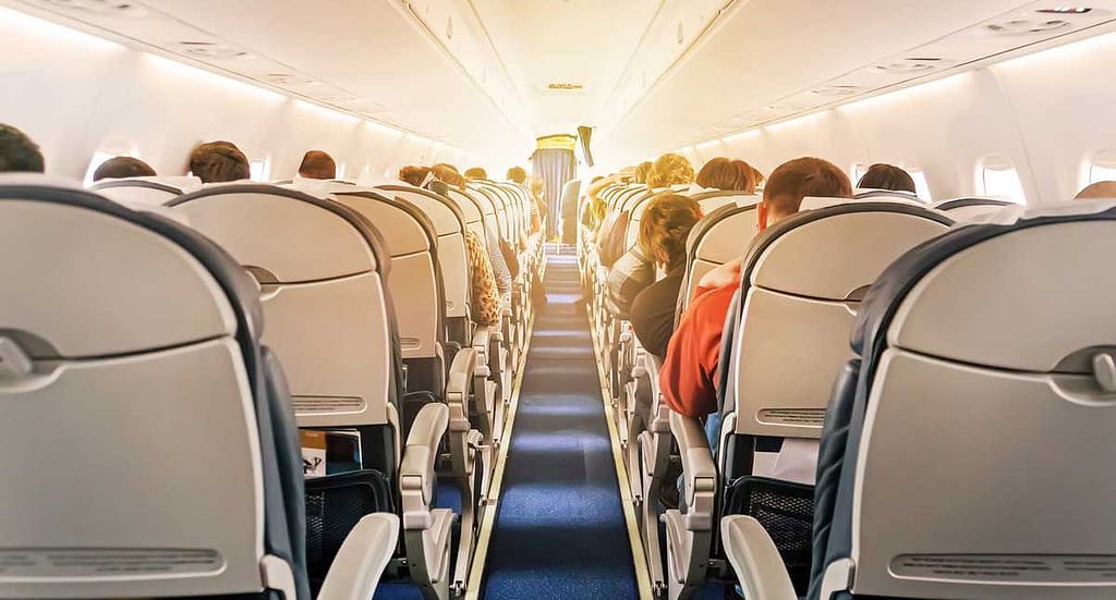 A woman in the US has been rewarded by an airline after traveling among obese people
