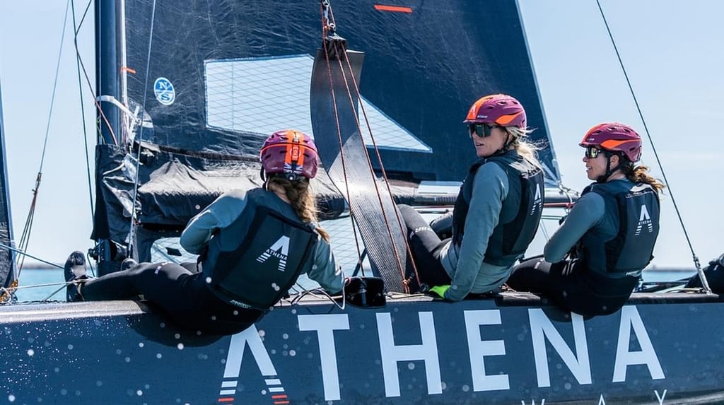 Ineos Britannia already has the women's and youth teams for Barcelona 2024