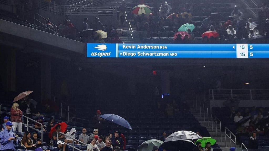 VIRAL VIDEO: The roof of Louis Armstrong Stadium can't handle rain at the US Open