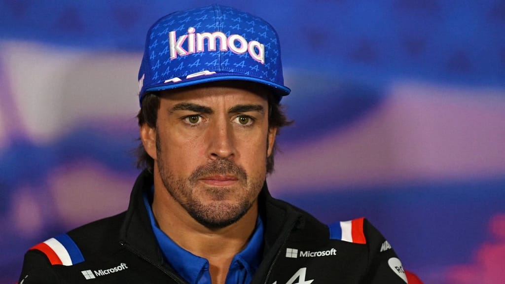'It was hard': Fernando Alonso summed up the first practices in Great Britain
