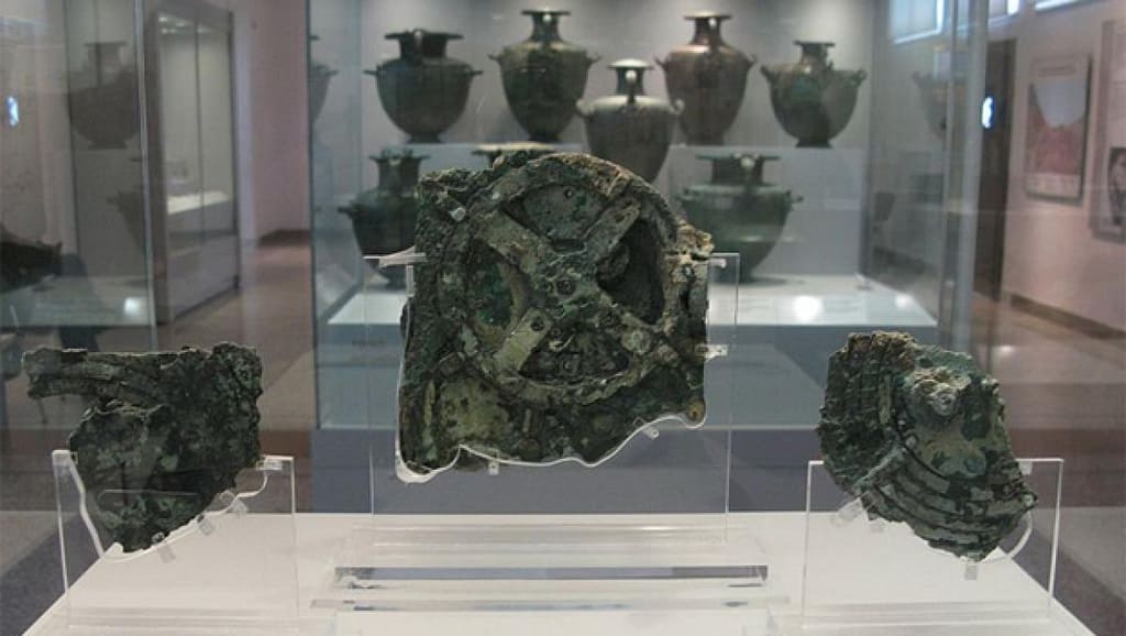 After 2000 years they finally discover what the Antikythera Mechanism is, the world's oldest computer |  Technique