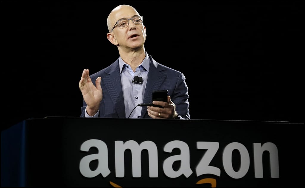 NFL: Jeff Bezos, dueño de Amazon
