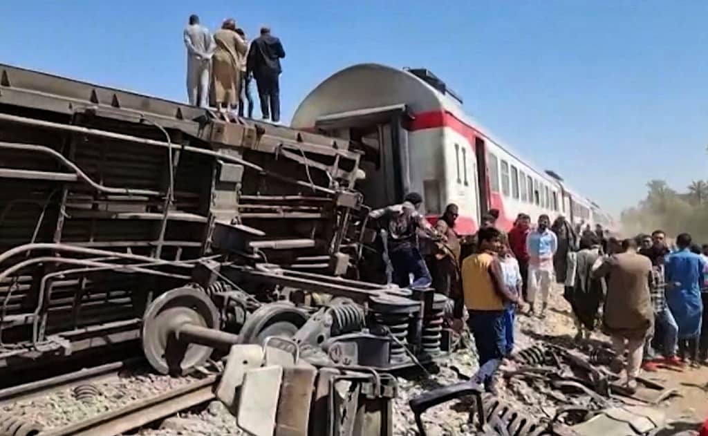 Egipto. Choque de trenes deja al menos 32 muertos y 66 heridos