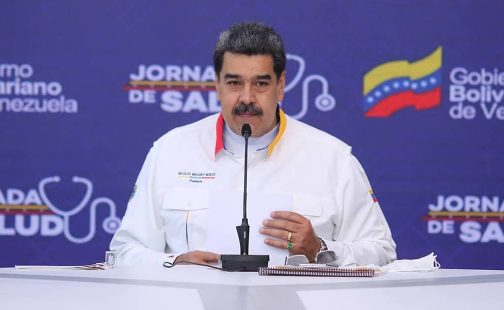 "¡Miserables!": explota Maduro por decisión de EU de no enviar vacunas antiCovid a Venezuela