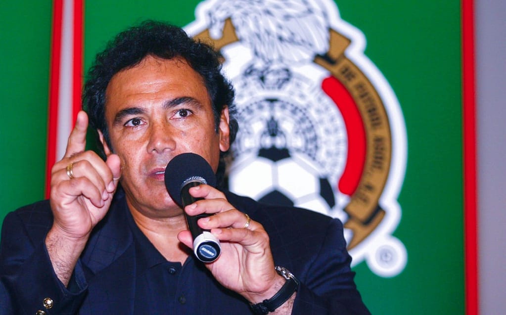 Hugo Sanchez blamed the managers for the pre-Olympic failure in 2008