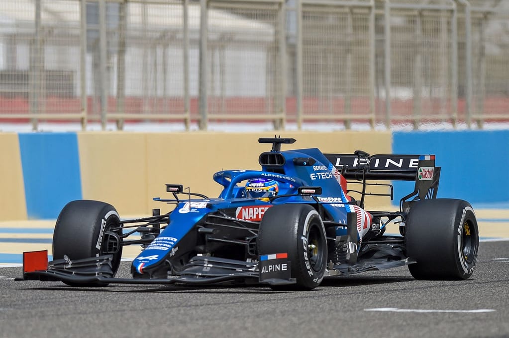 Fernando Alonso shines on his return to Formula 1 in the Bahrain Test
