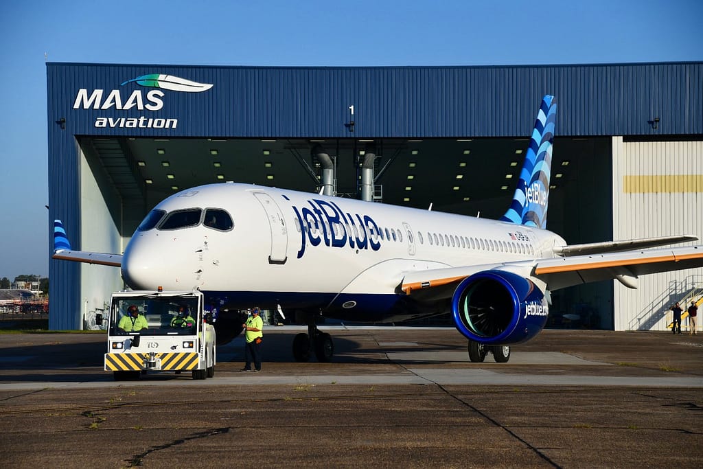 JetBlue schedules its first flight with the A220