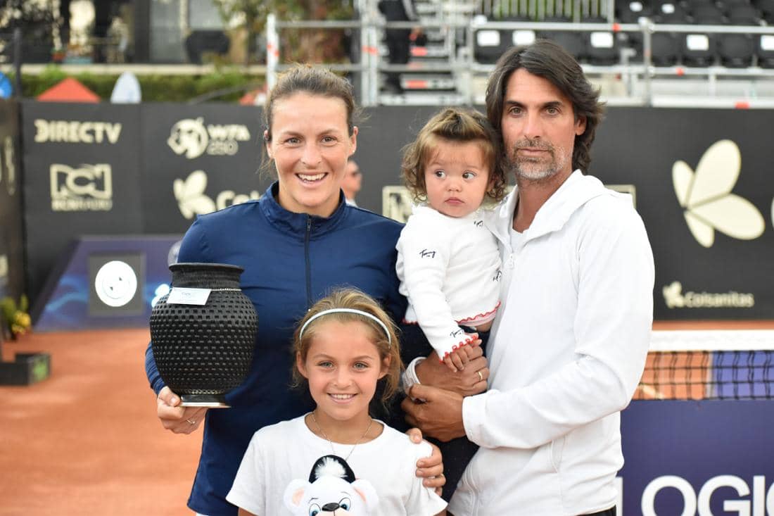 Tennis pro Tatjana Maria with her husband Charles Edouard and their daughters Charlotte and Cecilia with the trophy after winning the WTA Tour tournament in Bogota