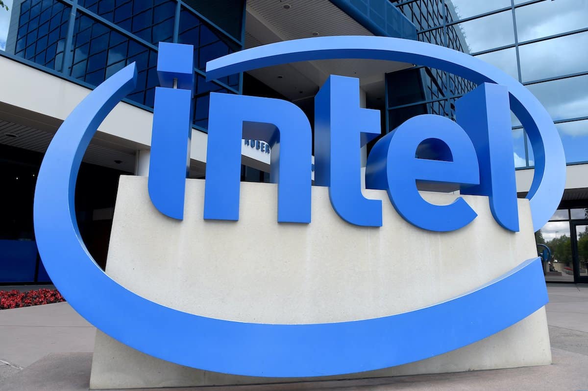 Will that logo - here in front of Intel's headquarters in Silicon Valley - soon also be placed in front of a gigantic factory in Saxony-Anhalt?