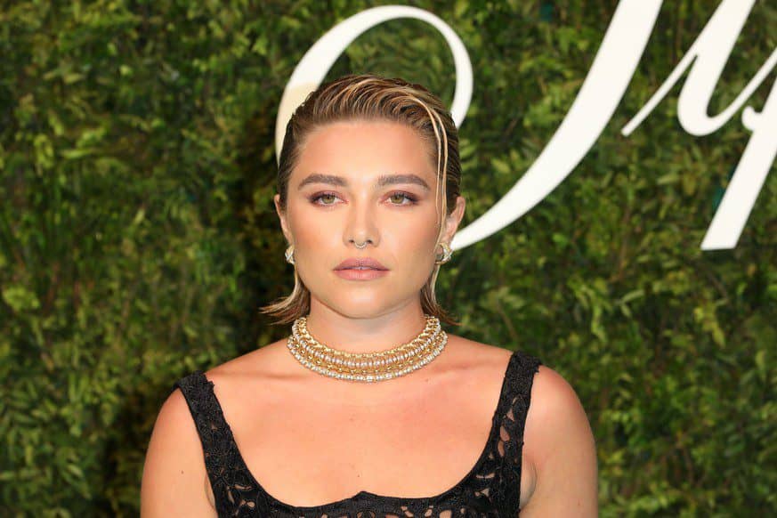 Actress Florence Pugh has had a lot of bad comments on photos showing off her nipples - she resists. 