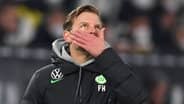 Wolfsburg coach Florian Kohfeldt is disappointed.  © dpa-Bildfunk Photo: Swen Pförtner / dpa
