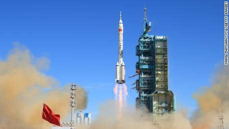 General David Thompson, US experts agree that the US and China are in space races