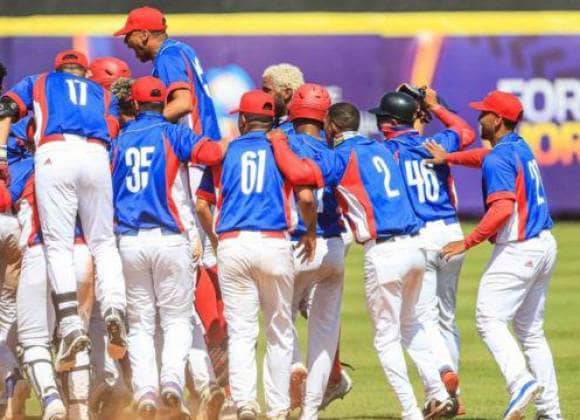 Cuba asks US to flee Mexico baseball team