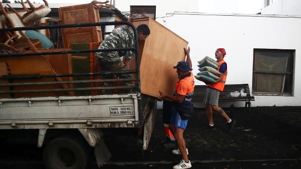 Evacuation in La Palma: Since the eruption of the volcano, about 6,000 people have had to leave their homes.  (Source: Reuters / Sergio Perez)