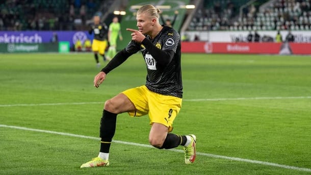Erling Haaland: The Dortmund player scored a 3-1 win in his first match after several weeks of injury at Wolfsburg.  (Source: imago photos / camera4 +)