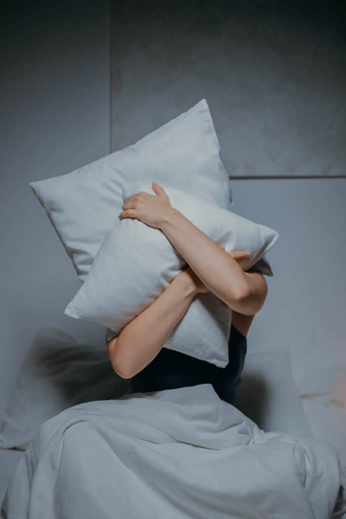 What are the causes of lack of sleep?