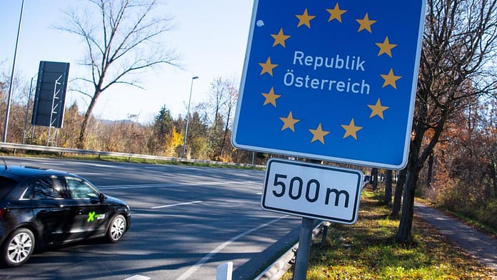 EU borders: Austria calls for fencing against illegal immigration

