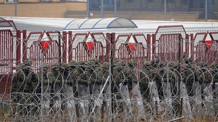Disputes - Belarusian border guards remove migrant camps - Politics

