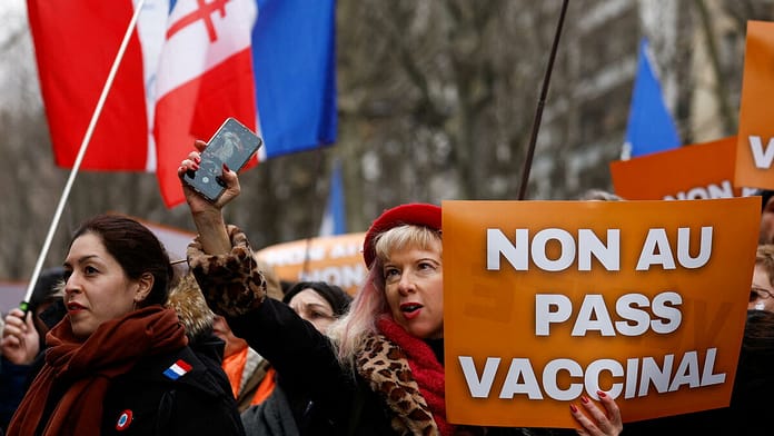 Vaccination card: Thousands of opponents demonstrate in France before its entry into force

