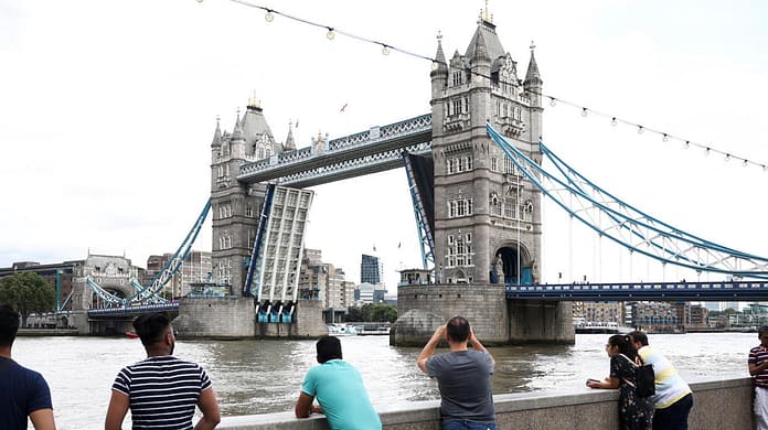 Tower Bridge in London can be used again

