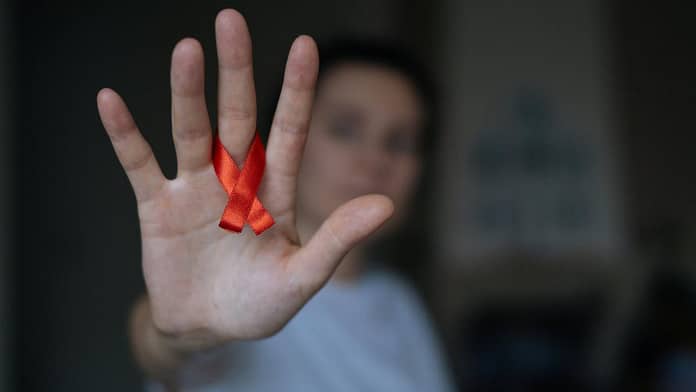 Study: People living with HIV continue to experience discrimination

