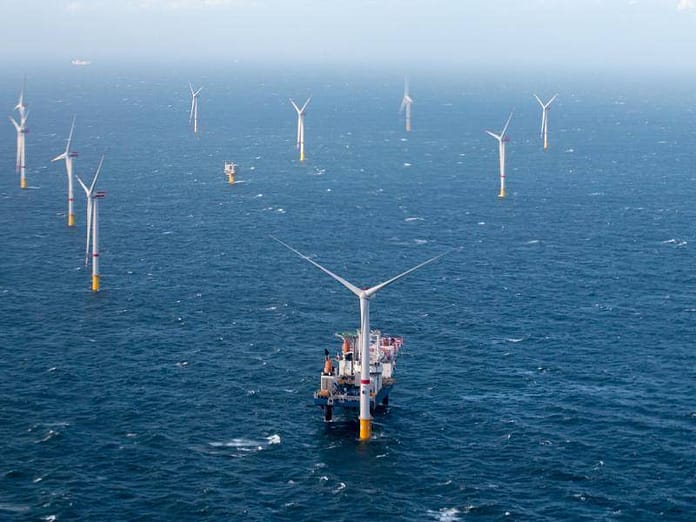 The office grants a building permit for a large wind farm in the North Sea

