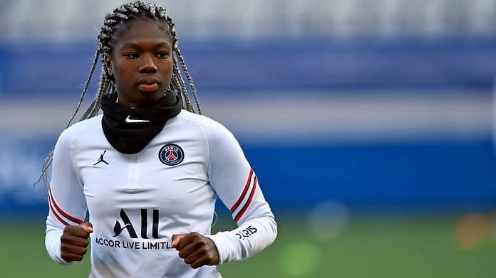   Aminata Diallo: Attacking her Paris Saint-Germain colleague Khaira Hamraoui?  International football

