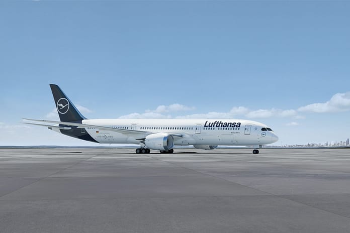 Lufthansa trains pilots on new Boeing jets in competition

