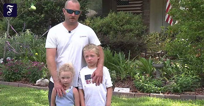 Seven-year-old from Florida saves her father and sister from drowning

