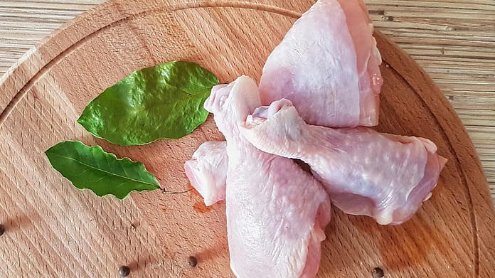 Health hazards: This is why raw chicken and poultry should not be washed

