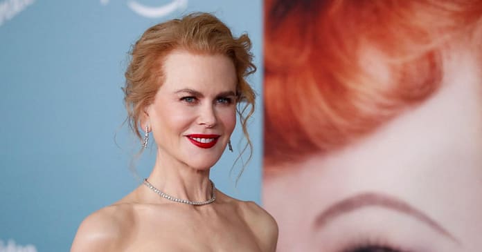'Disaster': Nicole Kidman breaks the net in a daring outfit

