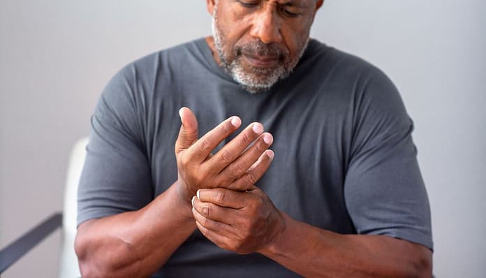 More and more adults suffer from arthritis

