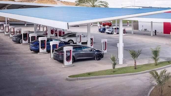 Tesla: Is Norway's supercharger network moving forward with global openness?

