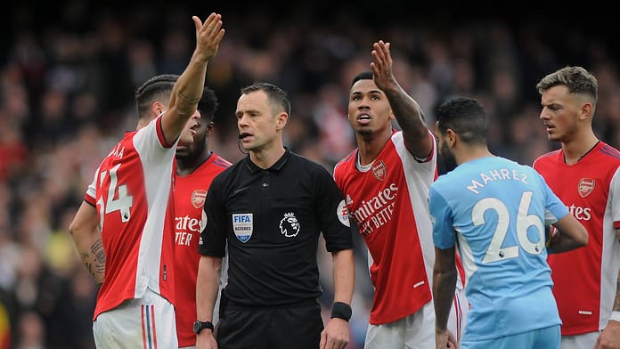 The VAR problem and last minute bankruptcy: Arsenal fans angered after the loss to City

