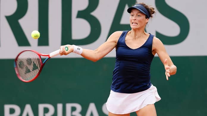 French Open: Maria and Niemeyer eliminated at start of Paris

