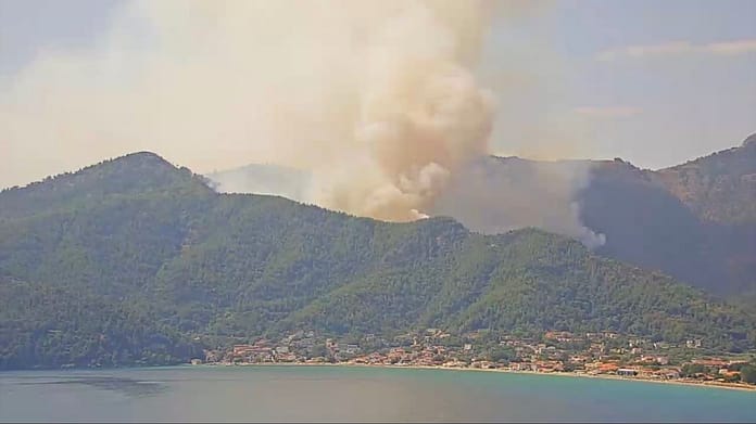  Thassos, Greece: Forest fire on tourist island and village evacuation |  News

