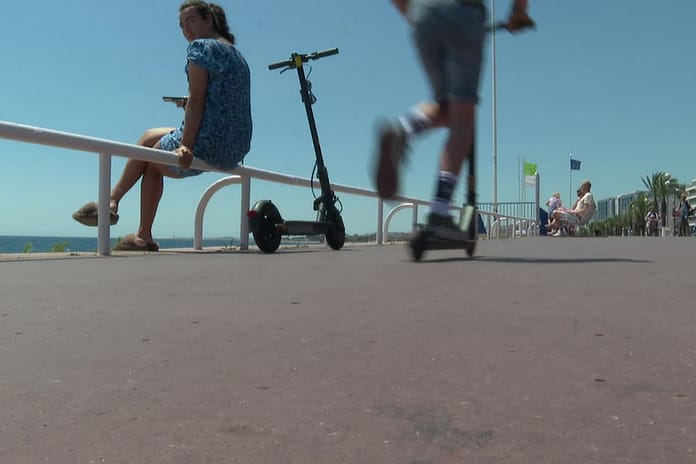 In the face of the increase in scooter accidents, the mayor of Nice takes safety measures

