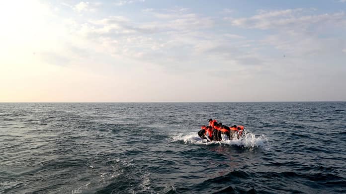 28,000 came on the boat: a record number of refugees in the English Channel - News Abroad

