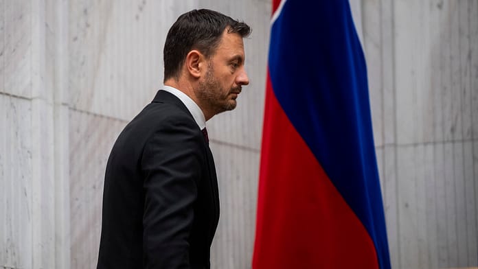  Vote of No Confidence: Overthrowing the Slovak Government |  tagesschau.de

