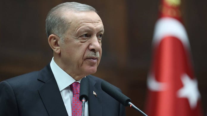Erdogan announces his resignation after his last term in office

