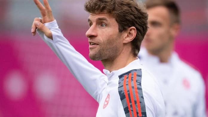 After a turbulent meeting: Bayern Munich professional Muller holds a dialogue with the fans

