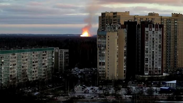  Flames visible in the distance: gas pipeline explosion near St.  Petersburg

