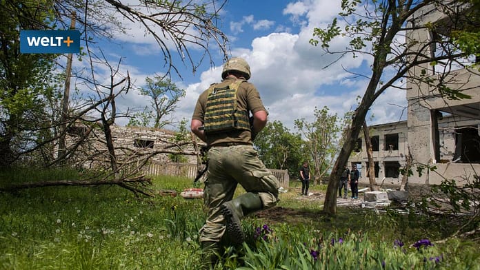 Resisting the invaders: How Ukraine is undermining Russia's morale

