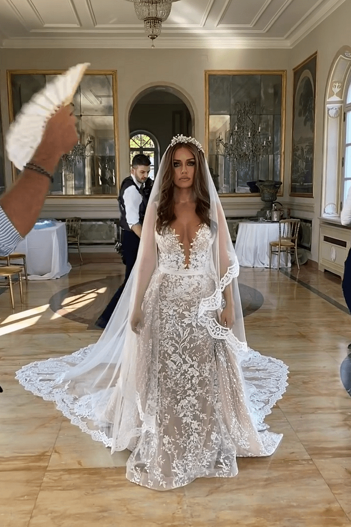 Kim Gloss: The influencer got married in a dream made of lace.  (Source: Instagram / Kim Gloss)
