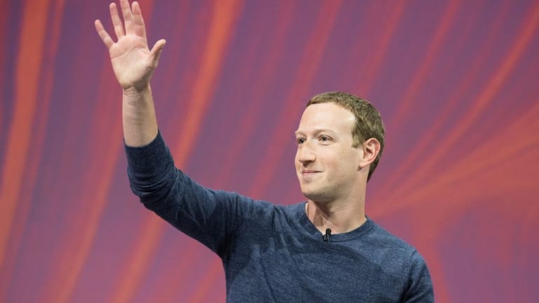 Mark Zuckerberg: Facebook founder buys more land in Hawaii